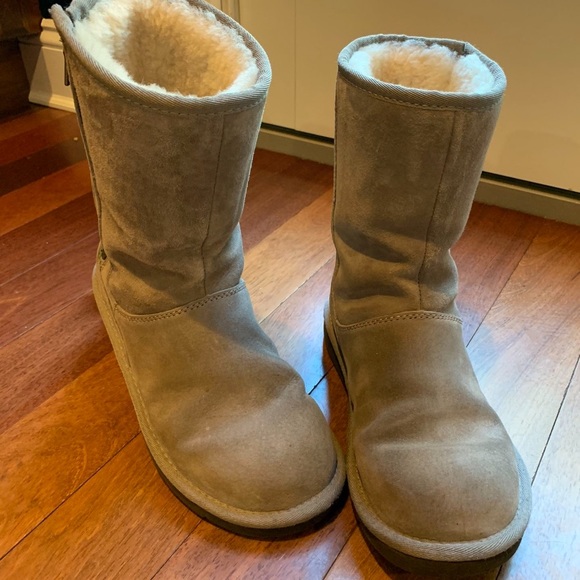 Ugg Grey Suede boot designer - Picture 3 of 10